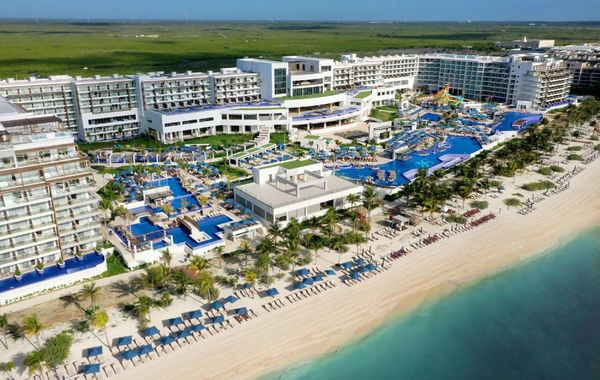Royalton Splash Riviera Cancun, An Autograph Collection All-Inclusive Resort - Hoteles con desayuno en Puerto Morelos, México