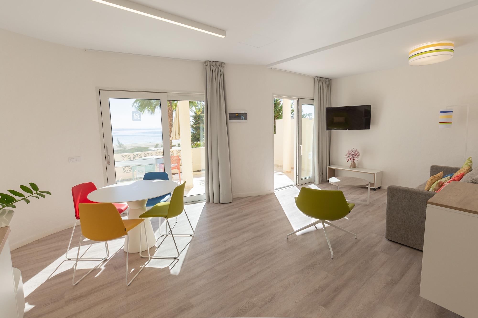Comodidades del Alojamiento R2 Maryvent Beach Apartaments