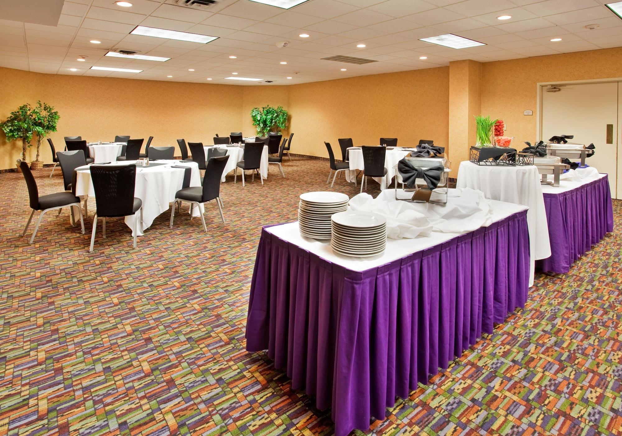 Sala de Reuniones Holiday Inn Manhattan at the Campus by IHG