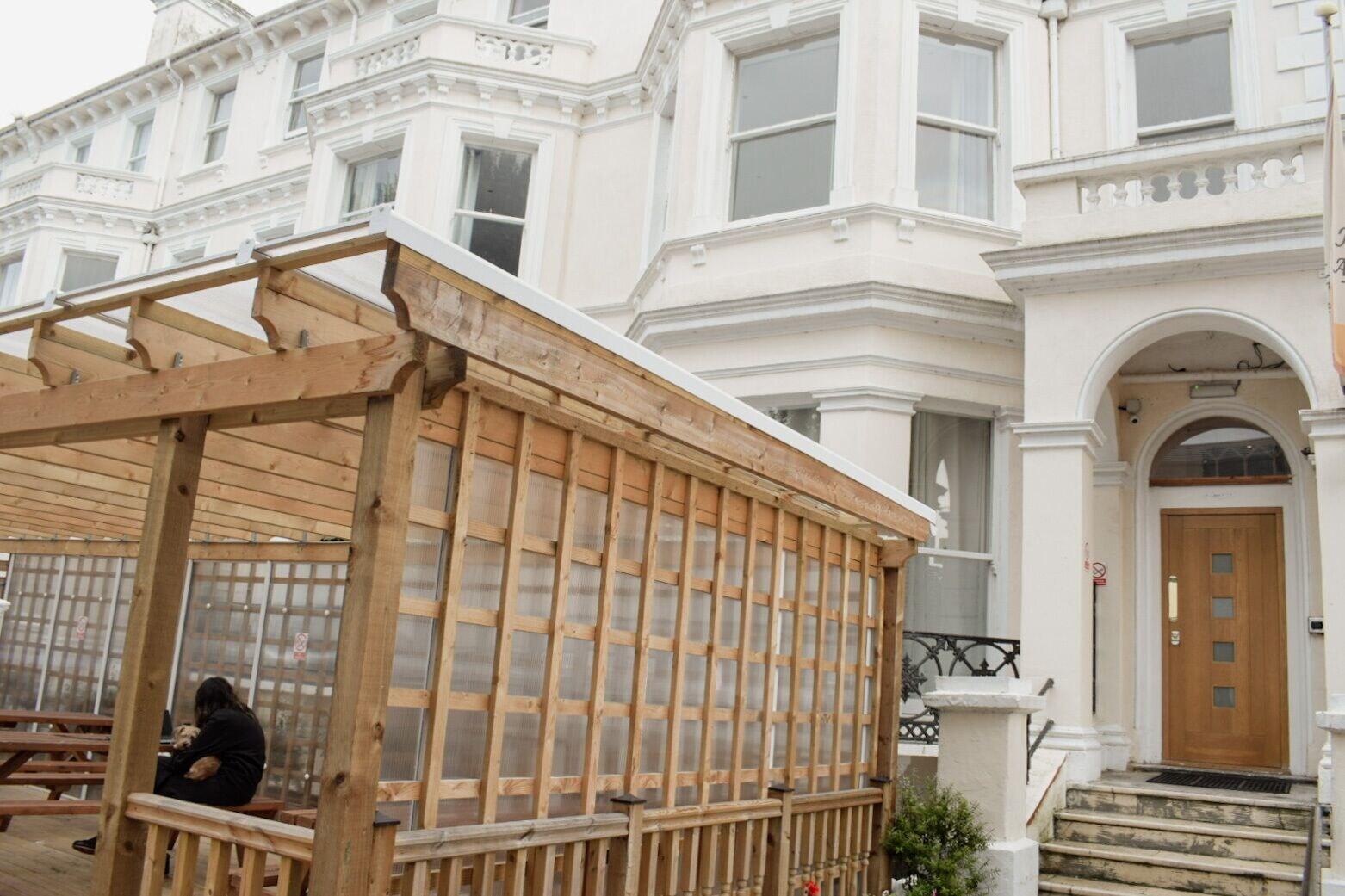 Vista Exterior Osborne Apartments