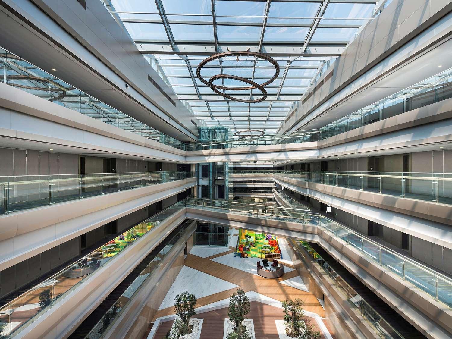Vista Exterior Pullman Nanjing Lukou Airport