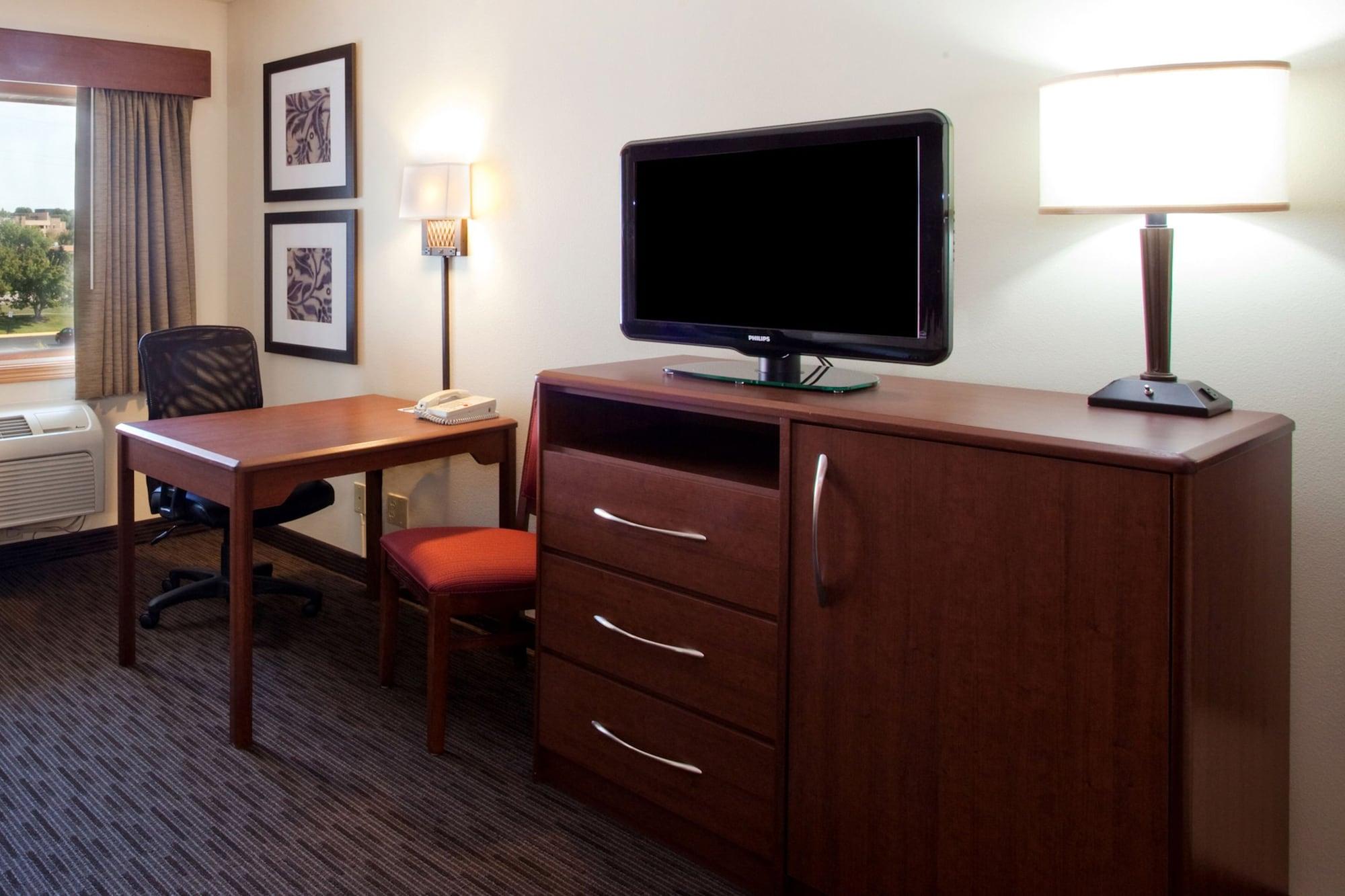 Set de Habitación AmericInn by Wyndham Hartford WI