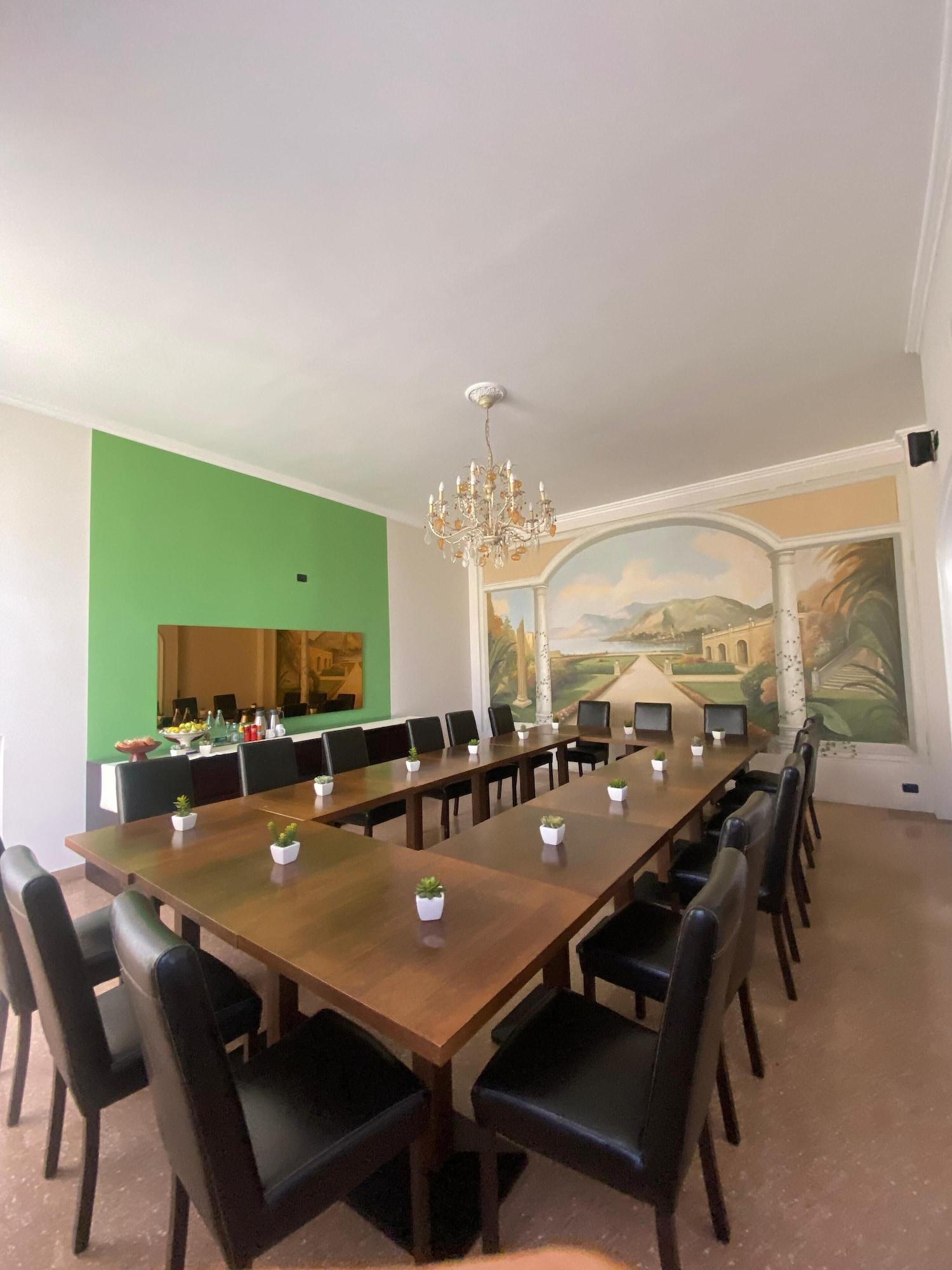 Sala de Reuniones Hotel dei Tigli