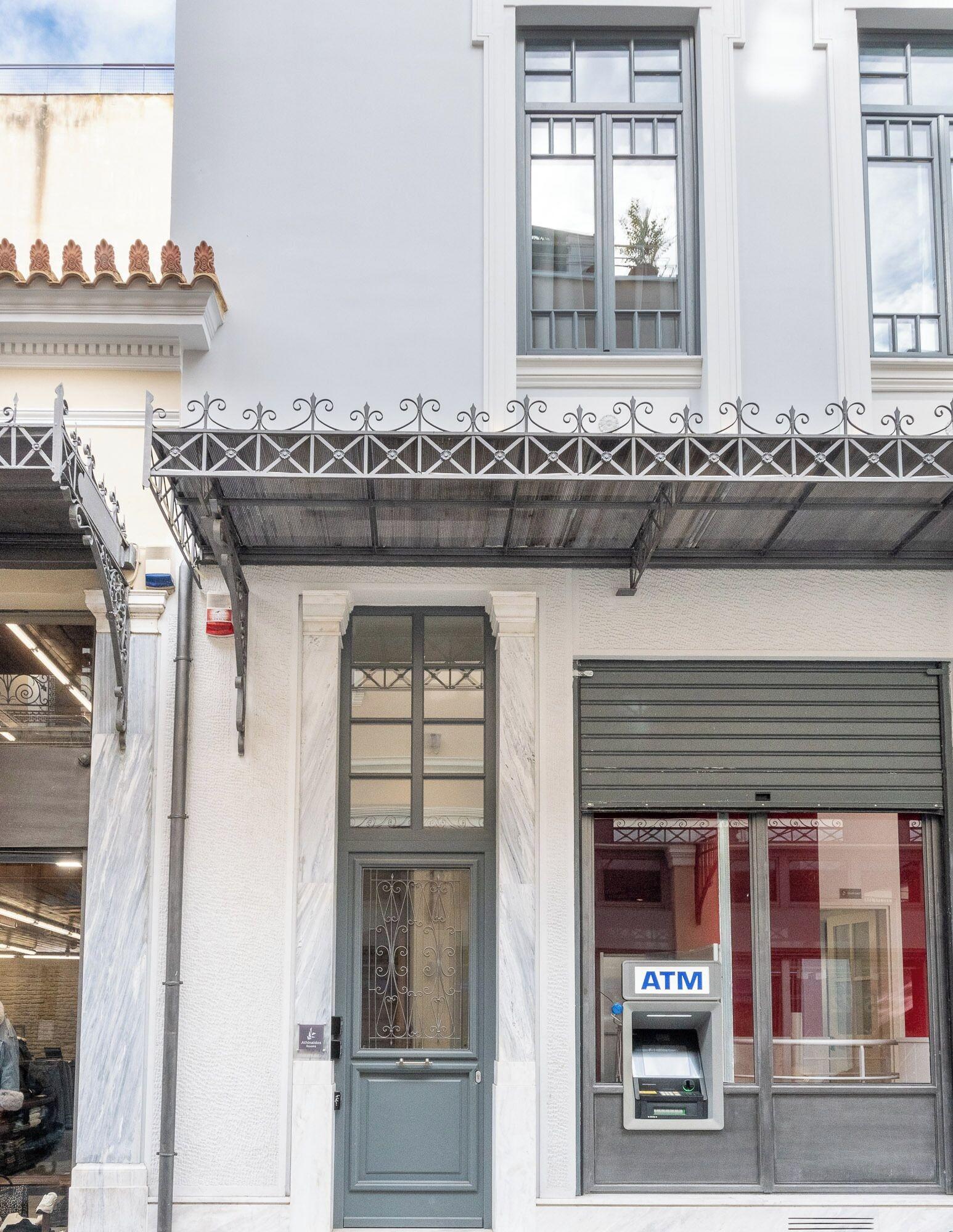 Vista Exterior Lofus Art Suites