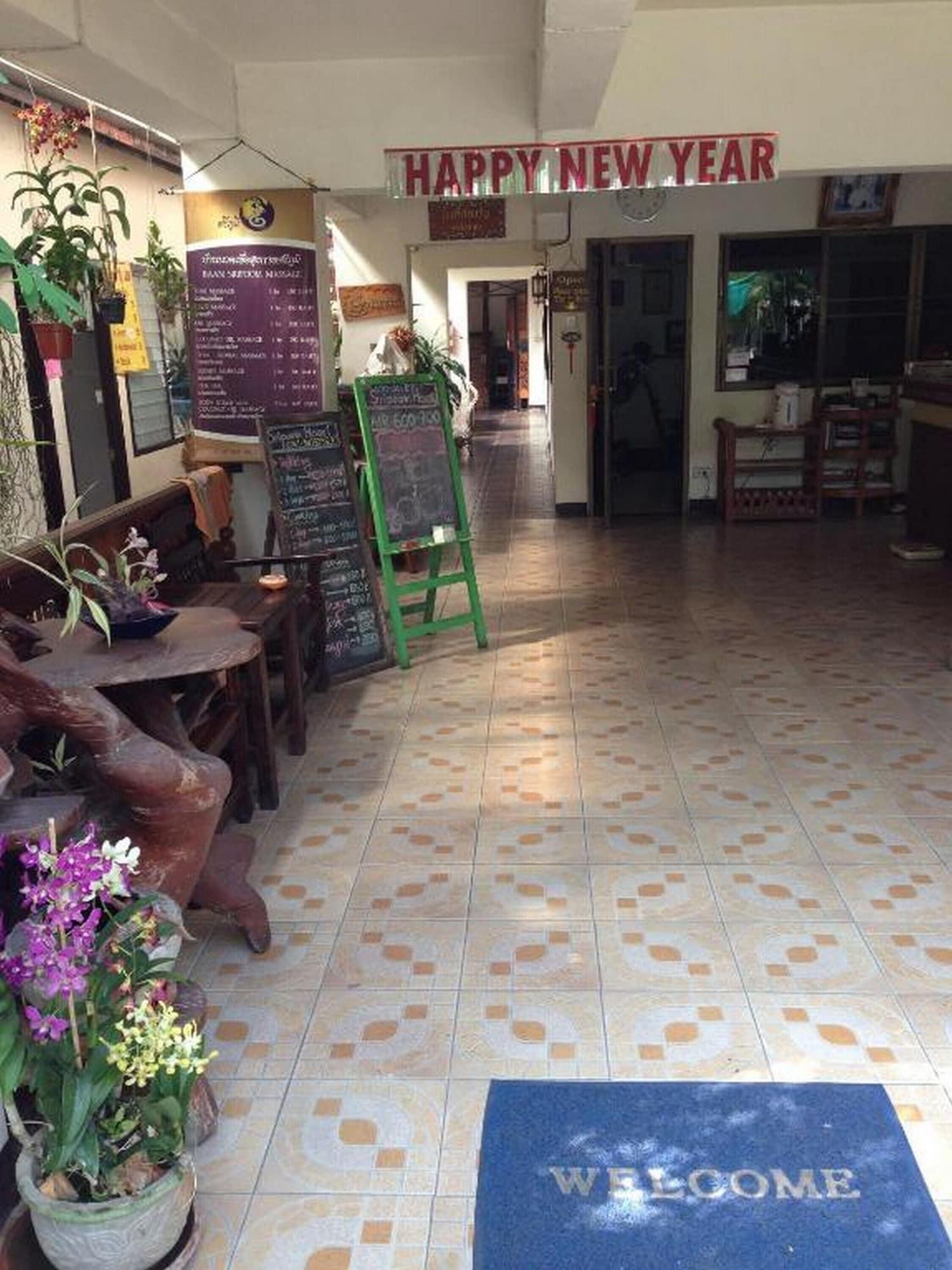 Vista Lobby Sripoom House 1