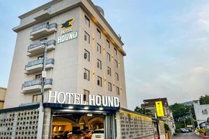Alojamiento - Divine Hotel