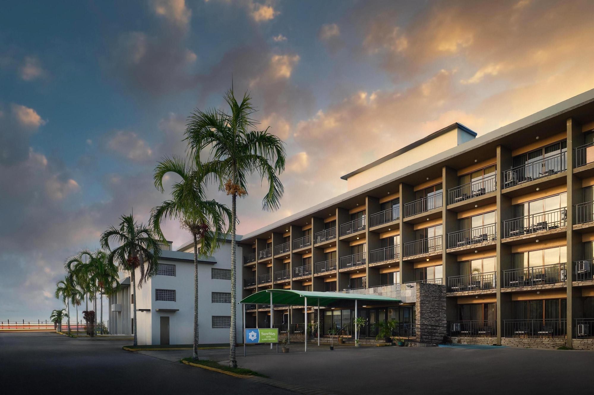 Vista Exterior SureStay Hotel by Best Western Guam Airport South