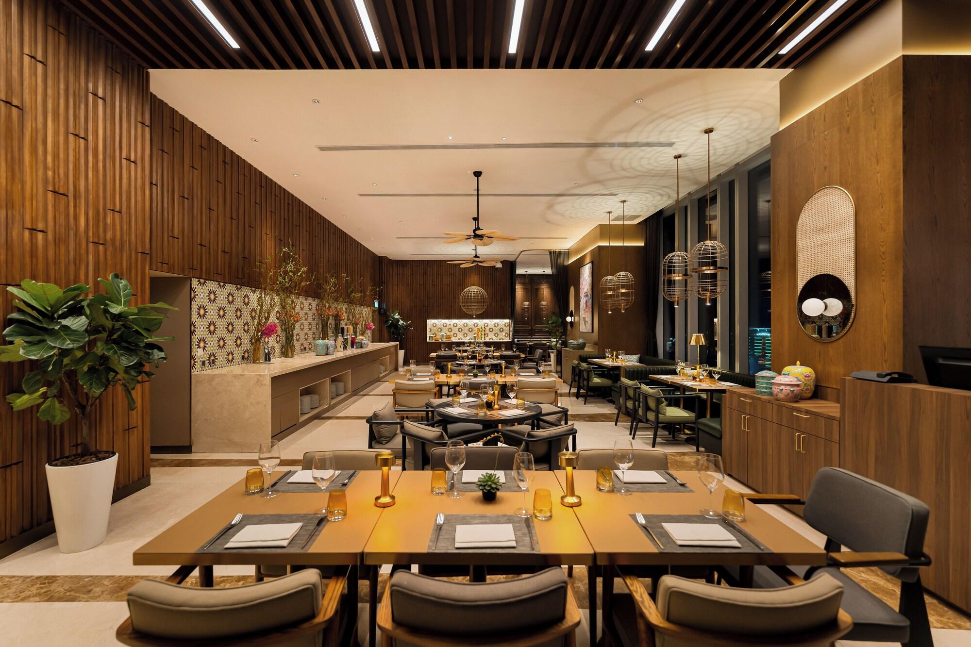 Vista Lobby Sedona Suites Ho Chi Minh City