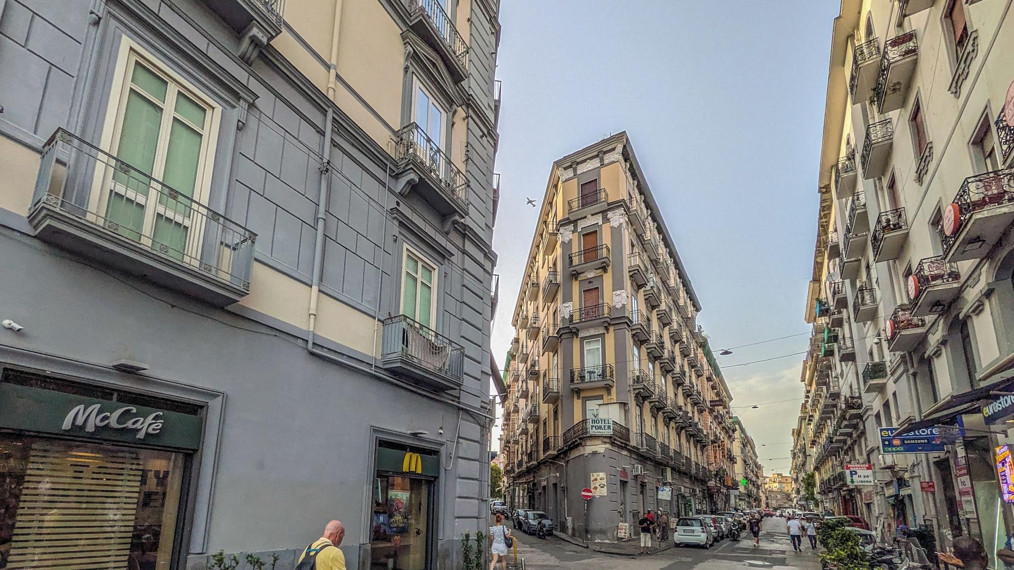 Varios Residenza Edoardo