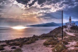 Passeio - Farol Armenistis ao Pôr do Sol
