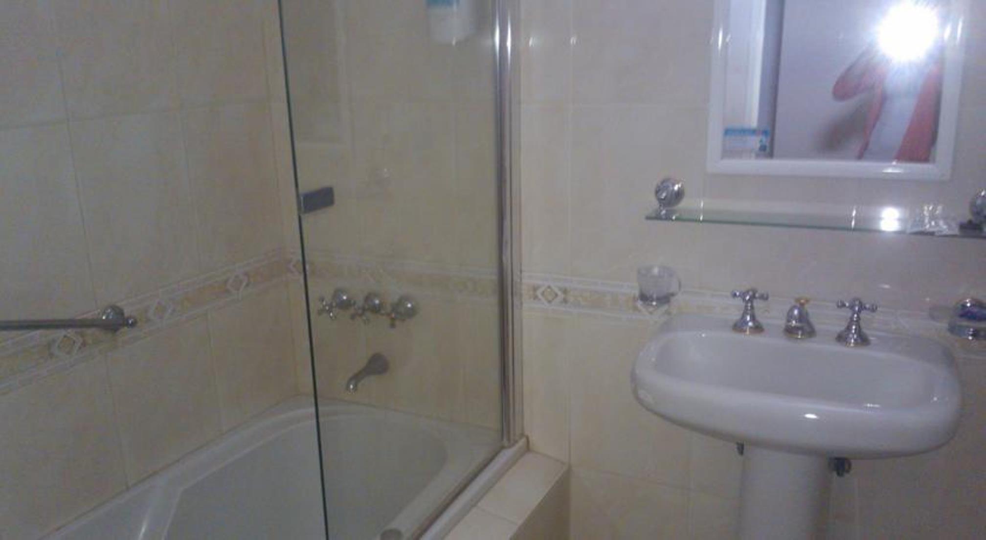 Baño Hotel Centro