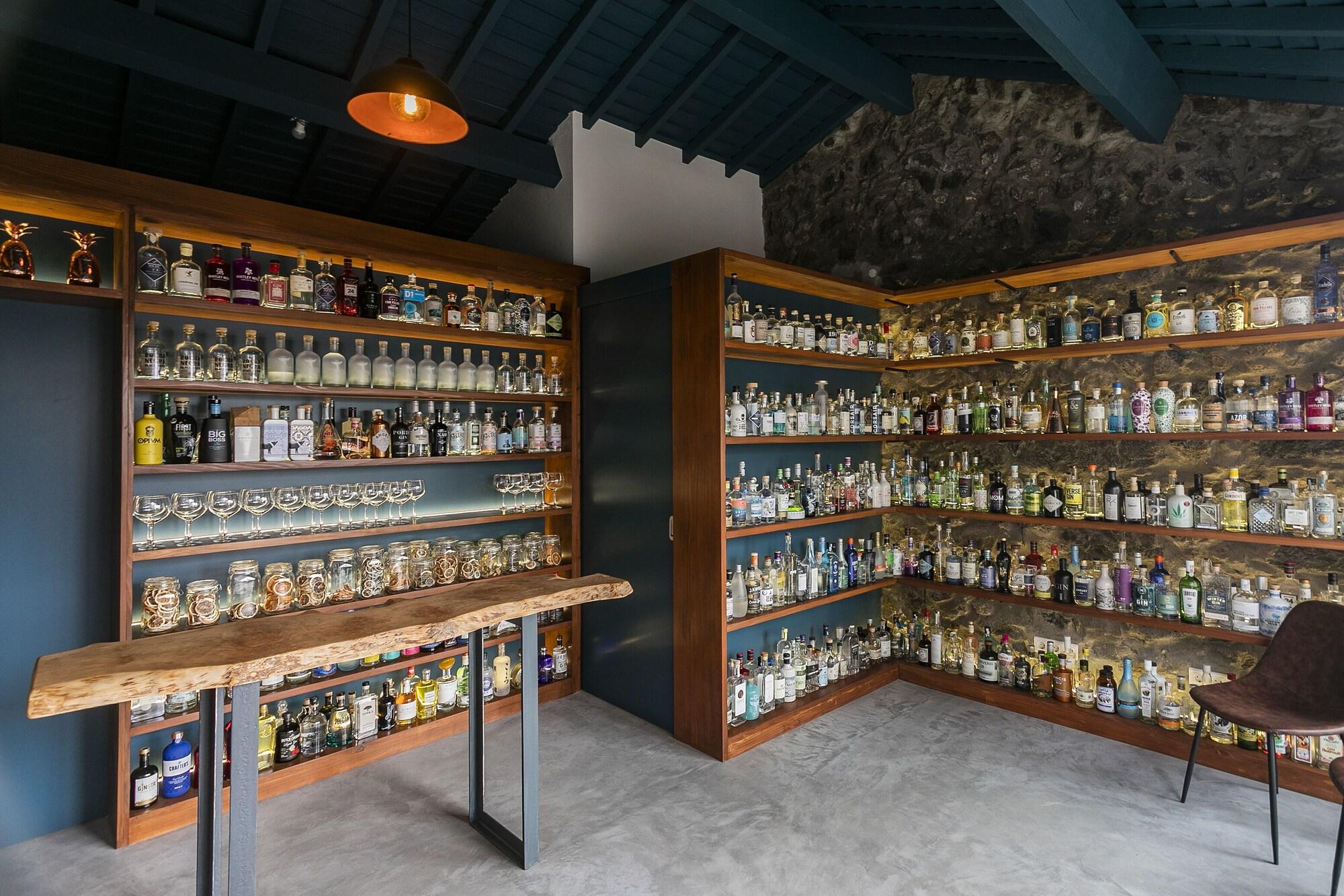 Bar/Salón Solar Branco Eco Estate