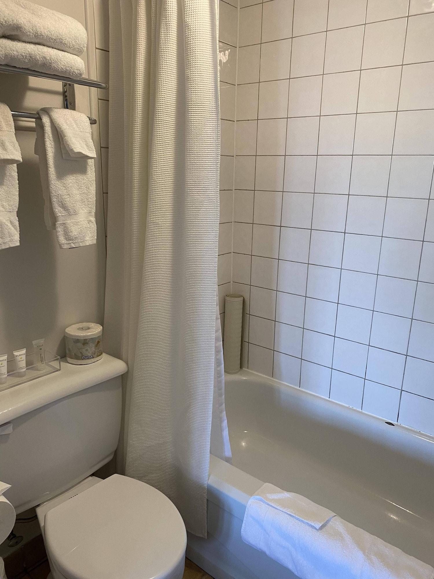 Equipamiento de Habitación Auberge des Nuages