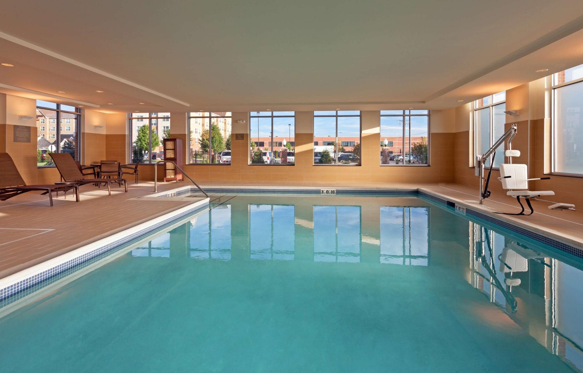 Vista Piscina Hyatt Place Chicago Midway Airport