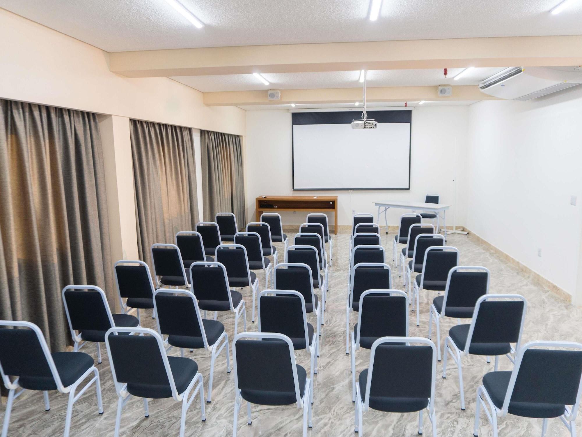 Sala de Reuniones Ibis Vitoria Da Conquista