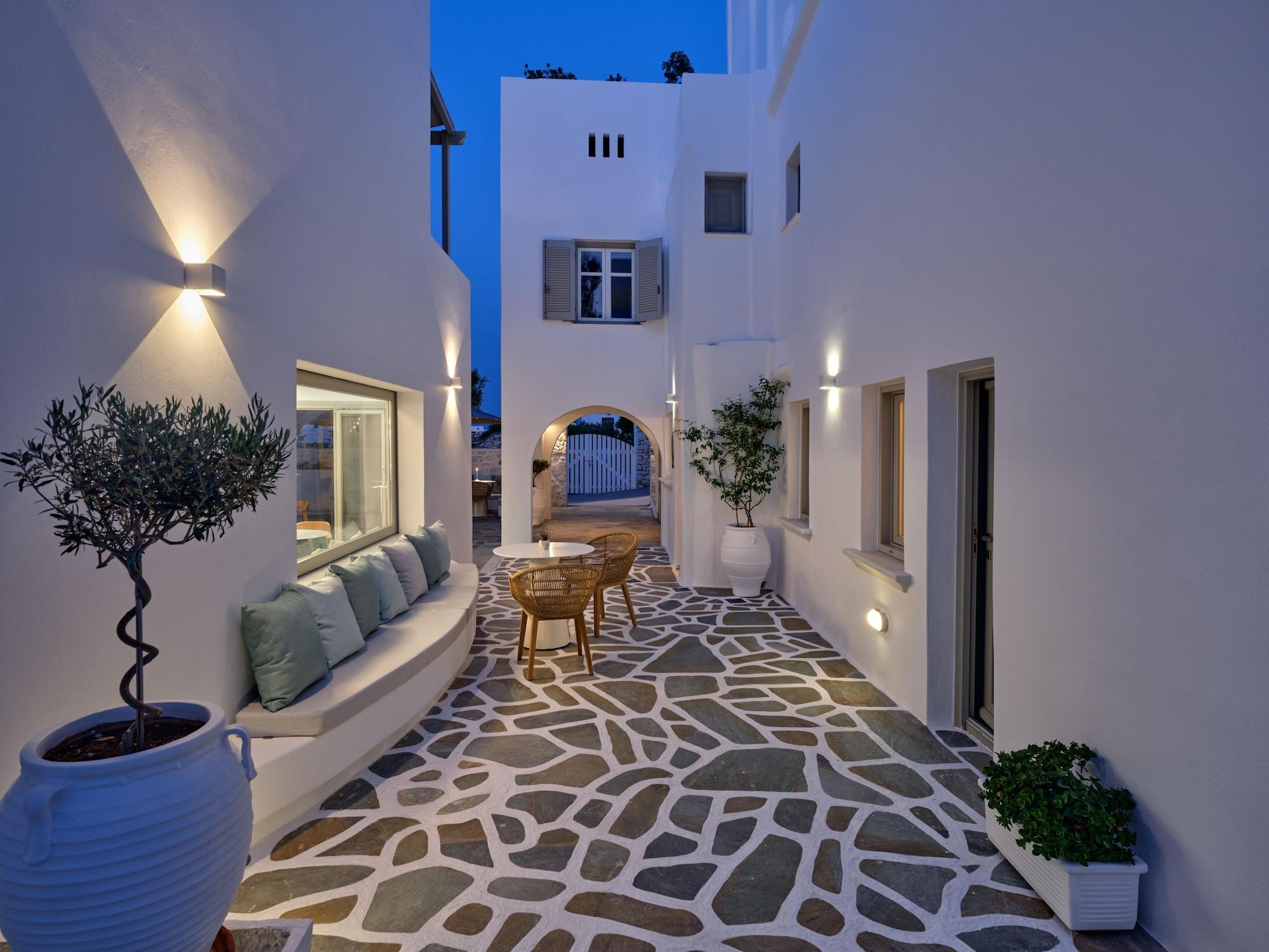 Gimnasio Kandiani Bleu Ciel