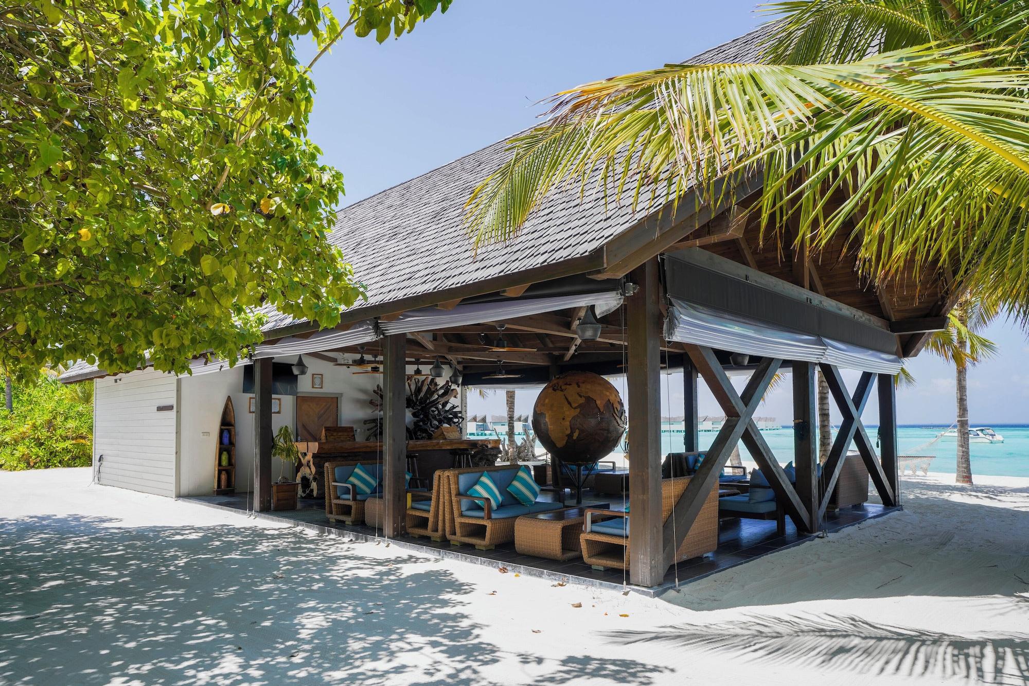 Vista Lobby Kuredhivaru Resort & Spa Maldives by Accor