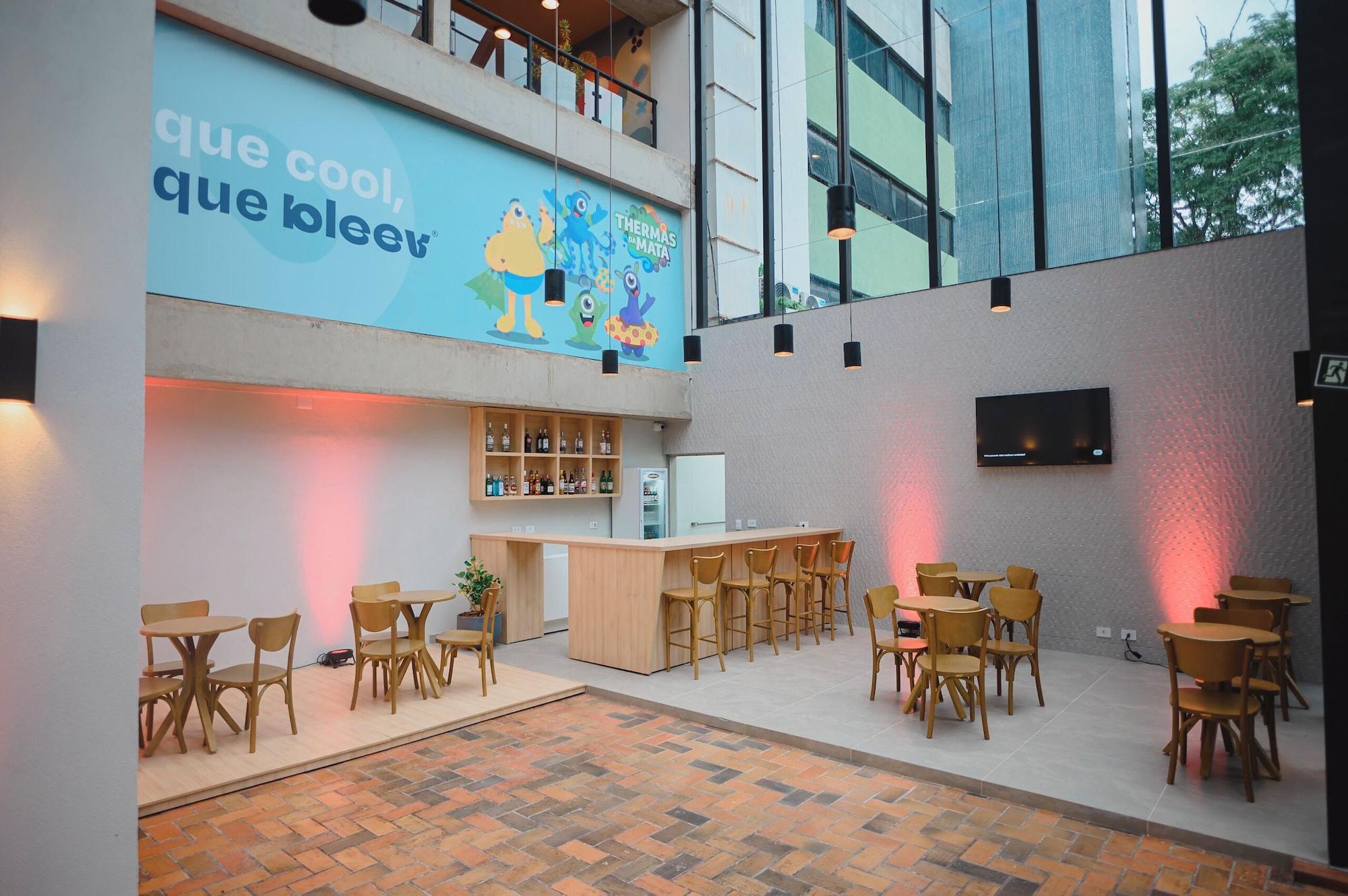 Bar/Salón Bleev Thermas da Mata - Cotia próximo ao Animália Park