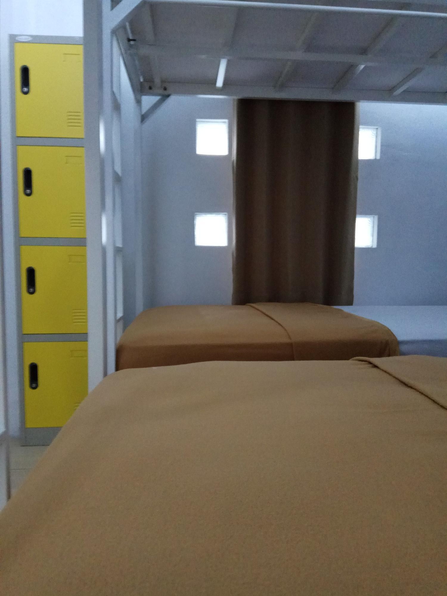 Varios Setia Backpacker - Hostel