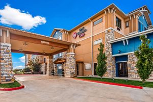 Alojamiento - Best Western Plus Emerald Inn & Suites