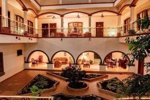 Alojamiento - Hotel Plaza YatBalam