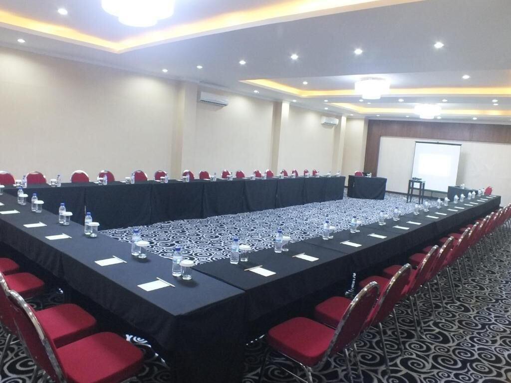 Sala de Reuniones Bella Hotel Surabaya