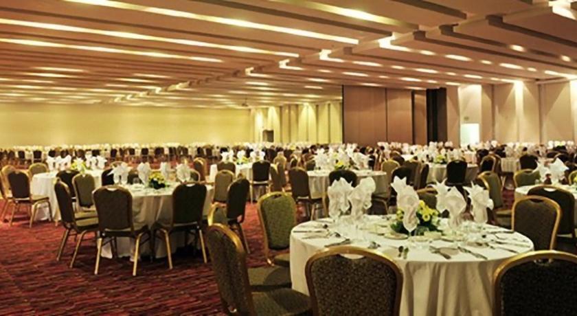 Centro de Negocios Dreams De La Patagonia