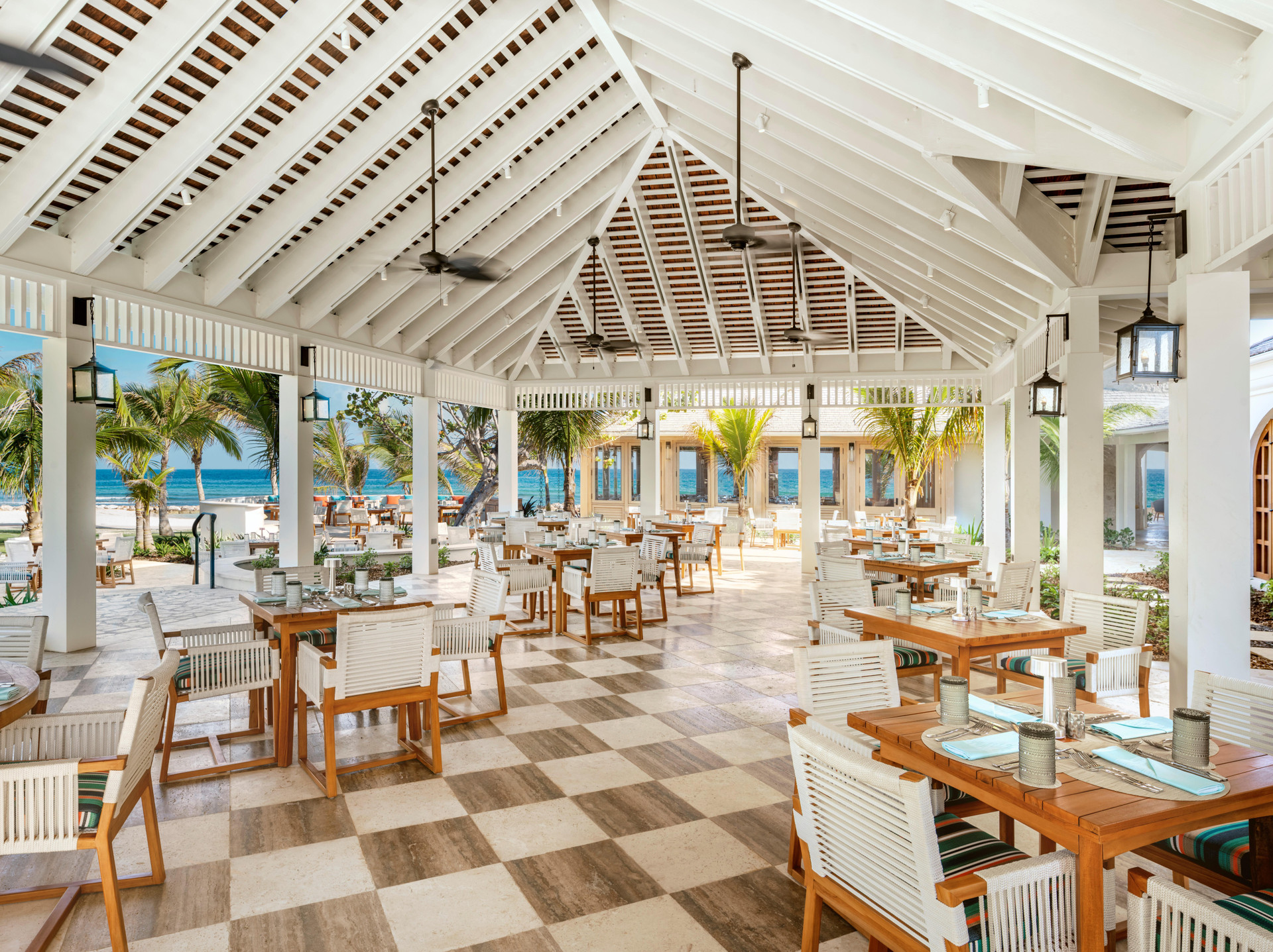 Restaurant Half Moon