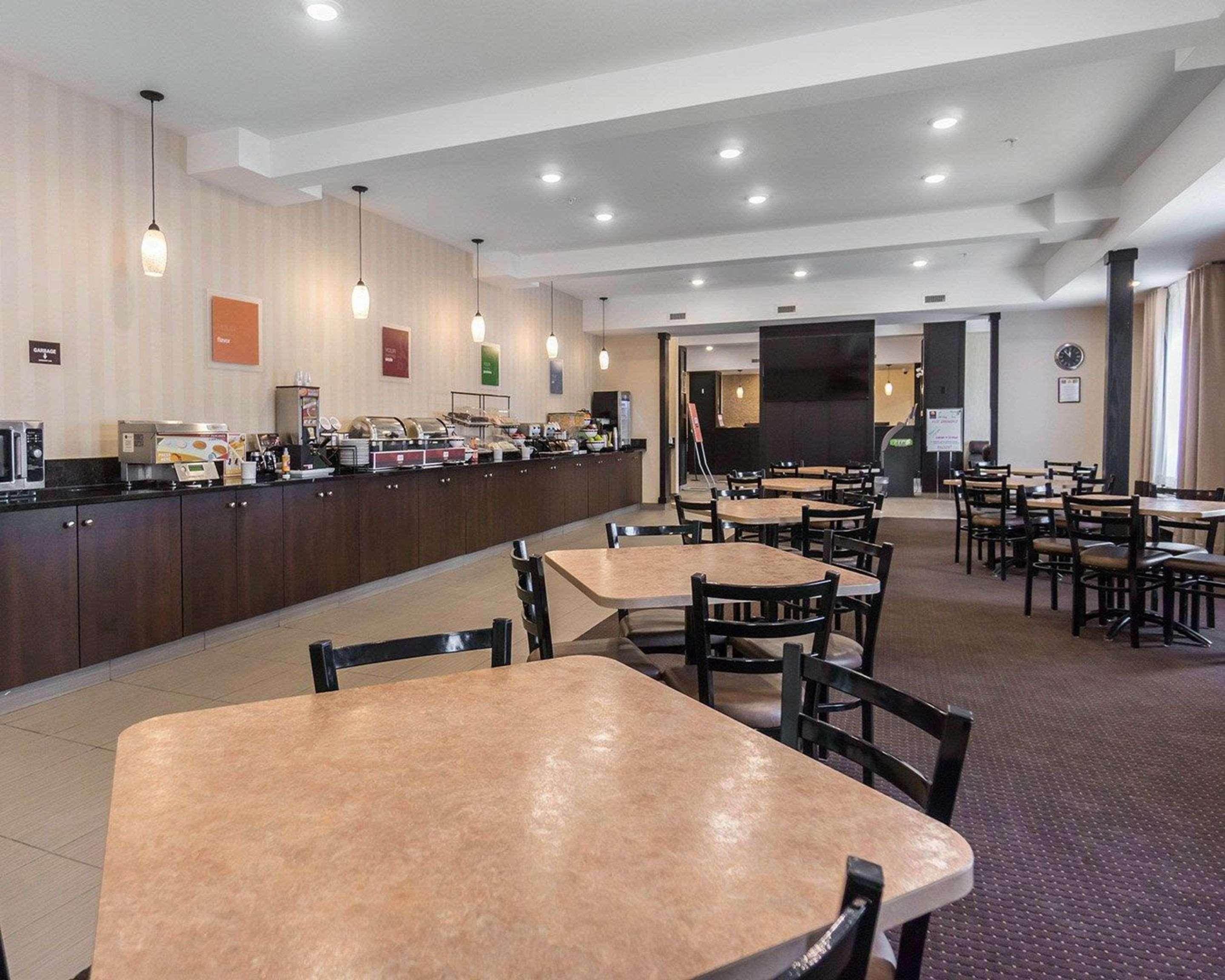 Restaurant Comfort Inn & Suites Fox Creek