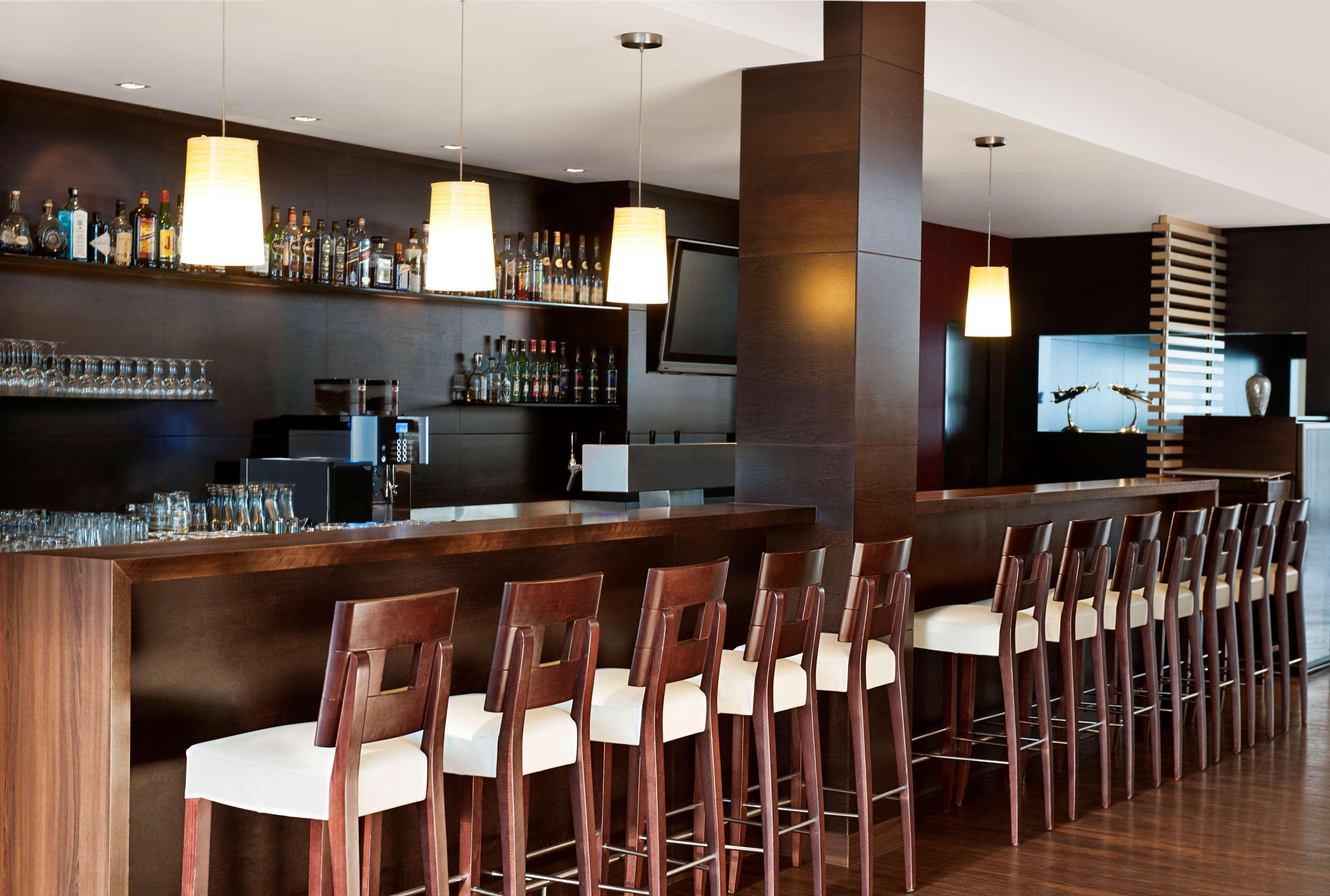 Bar/Salón NH Frankfurt Airport West