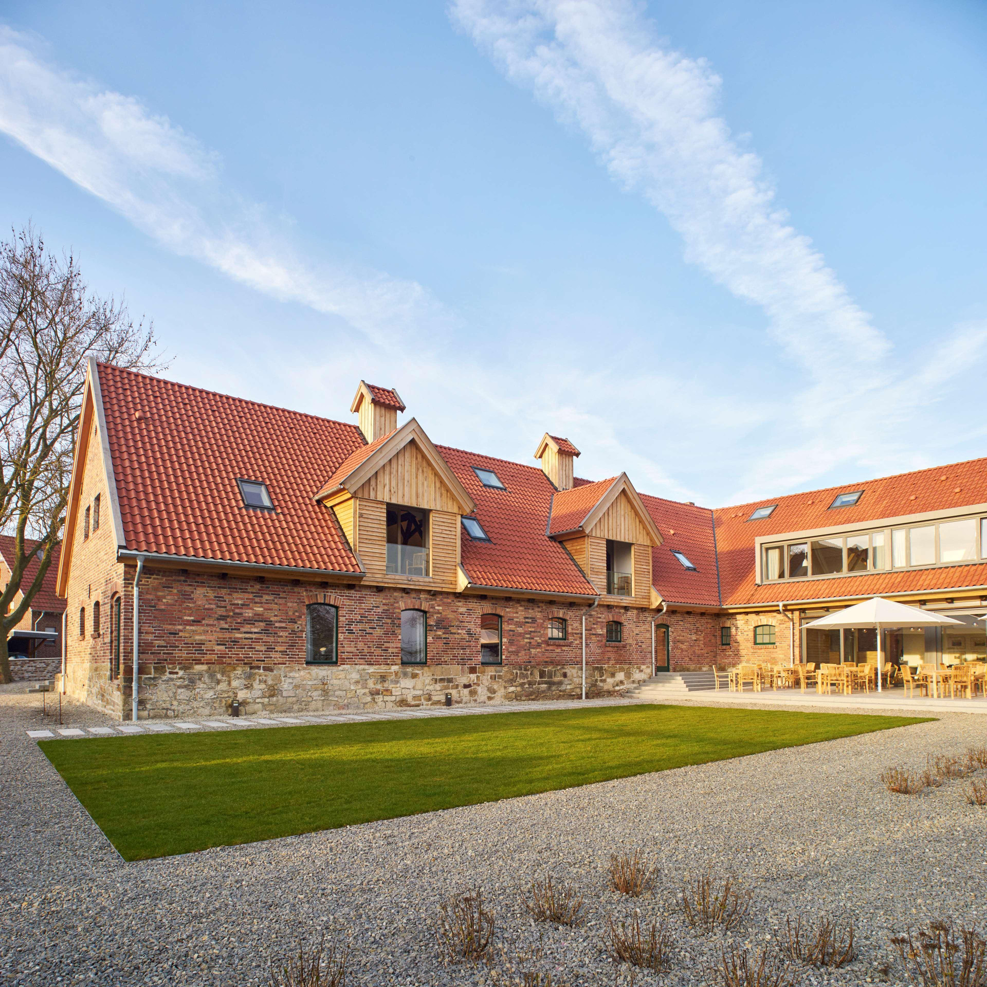 Vista Exterior Yard Boarding Hotel