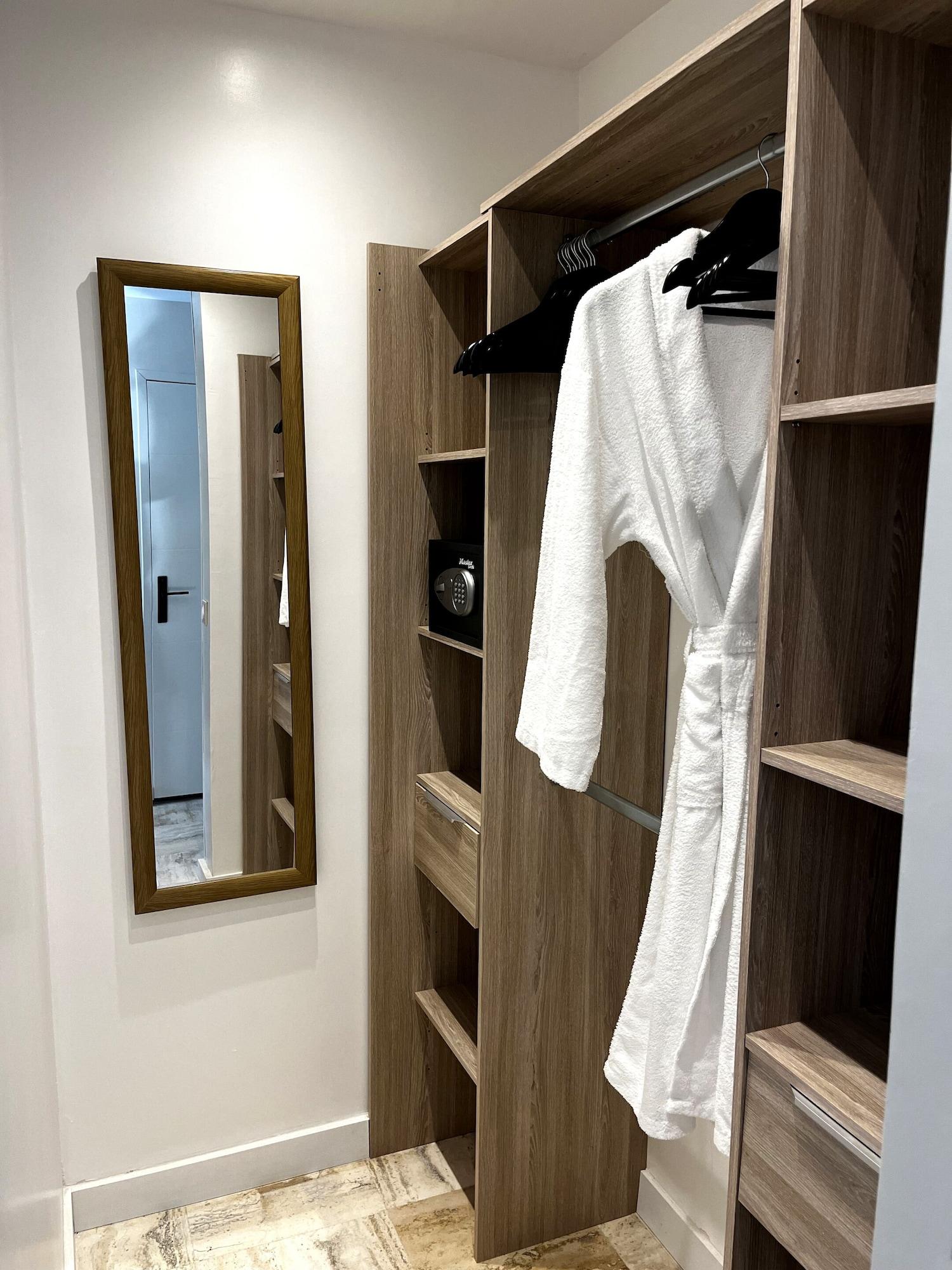 Set de Habitación Pomme Cannelle Luxury Suites & Spa