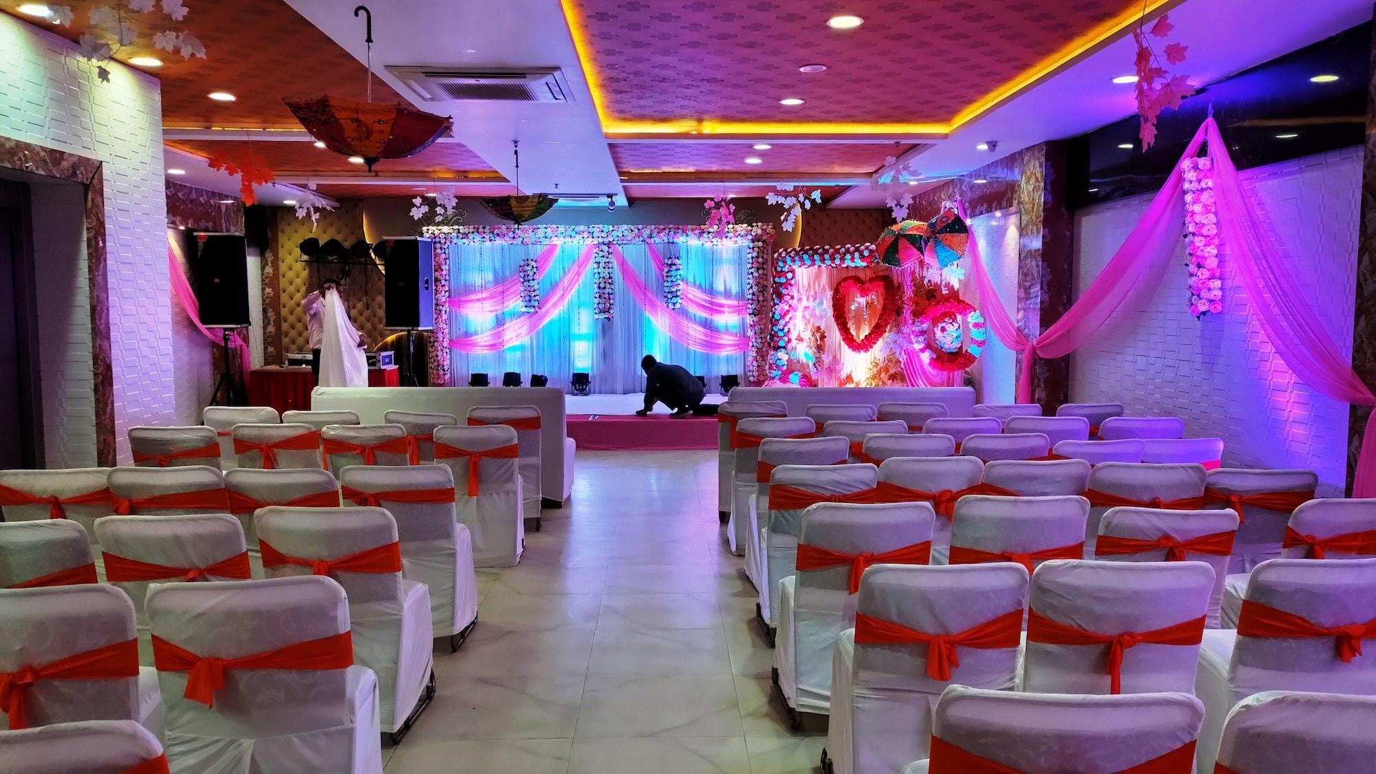 Salón de Baile Hotel Karan Vilas