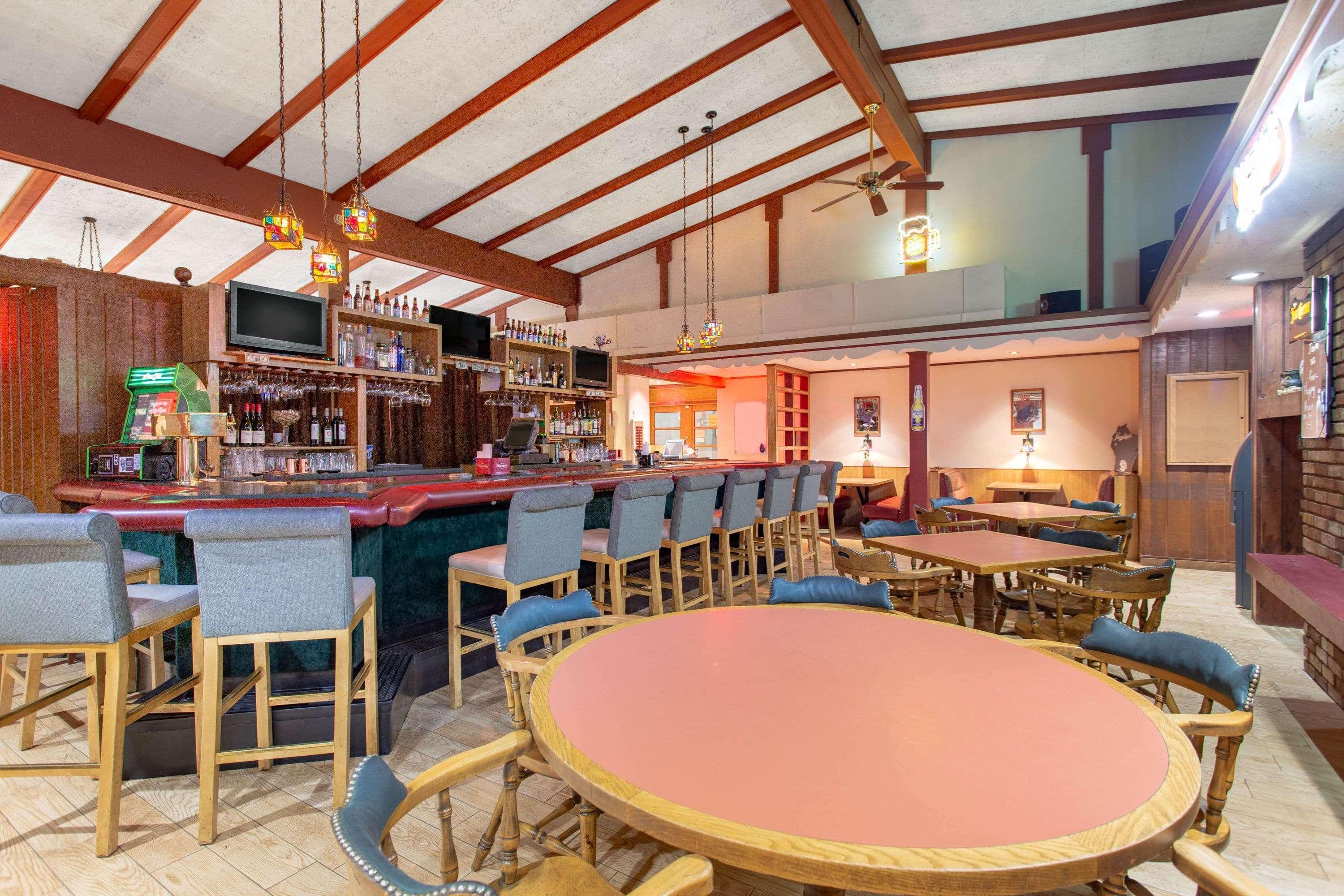 Bar/Salón Clarion Pointe Rhinelander Downtown