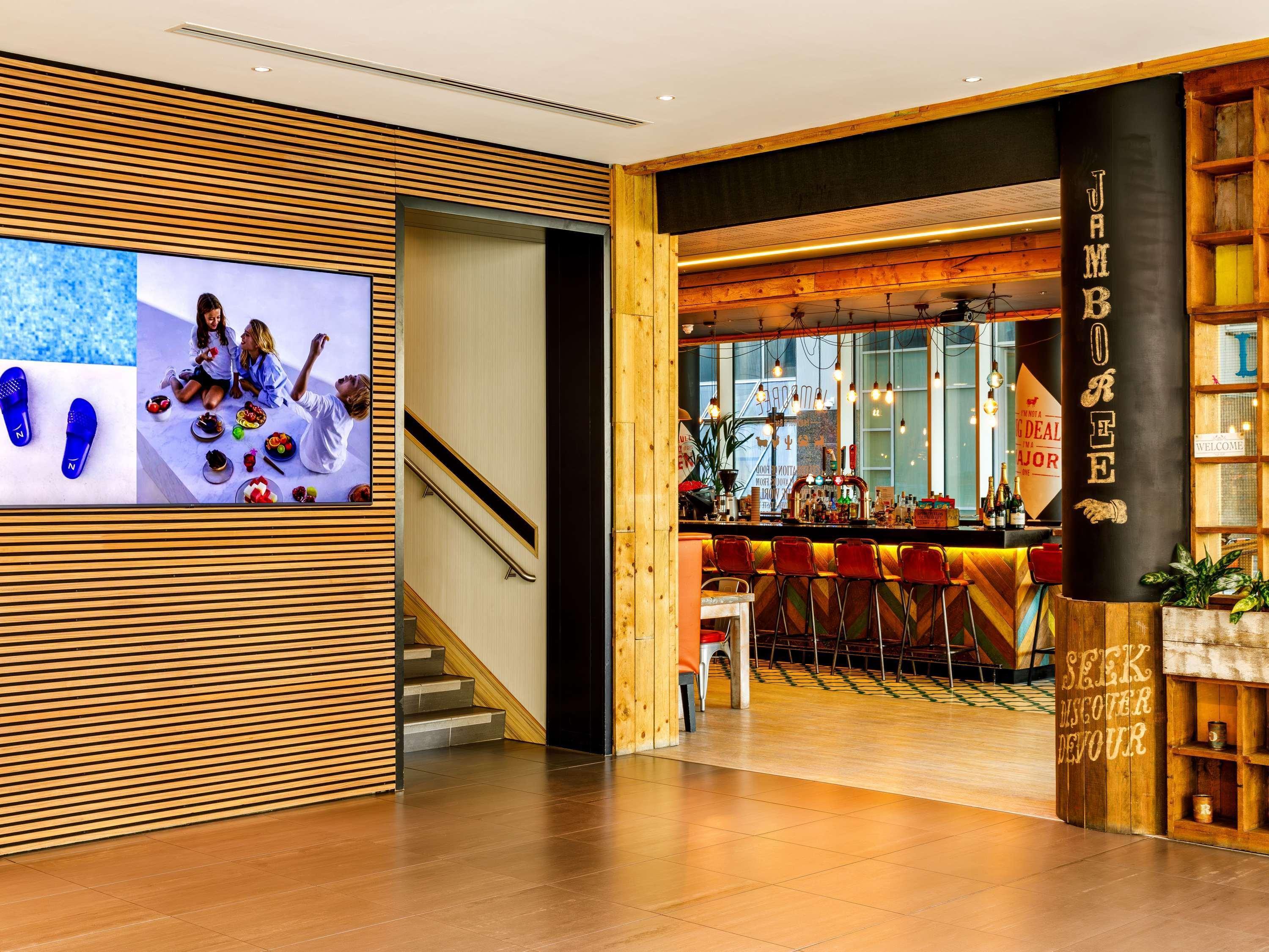 Vista Lobby Novotel London Blackfriars