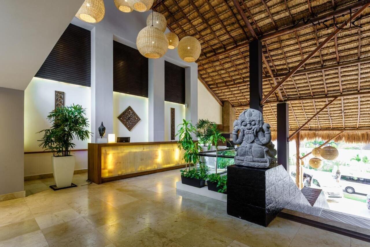 Vista Lobby Aldea Thai Oceanview Penthouses