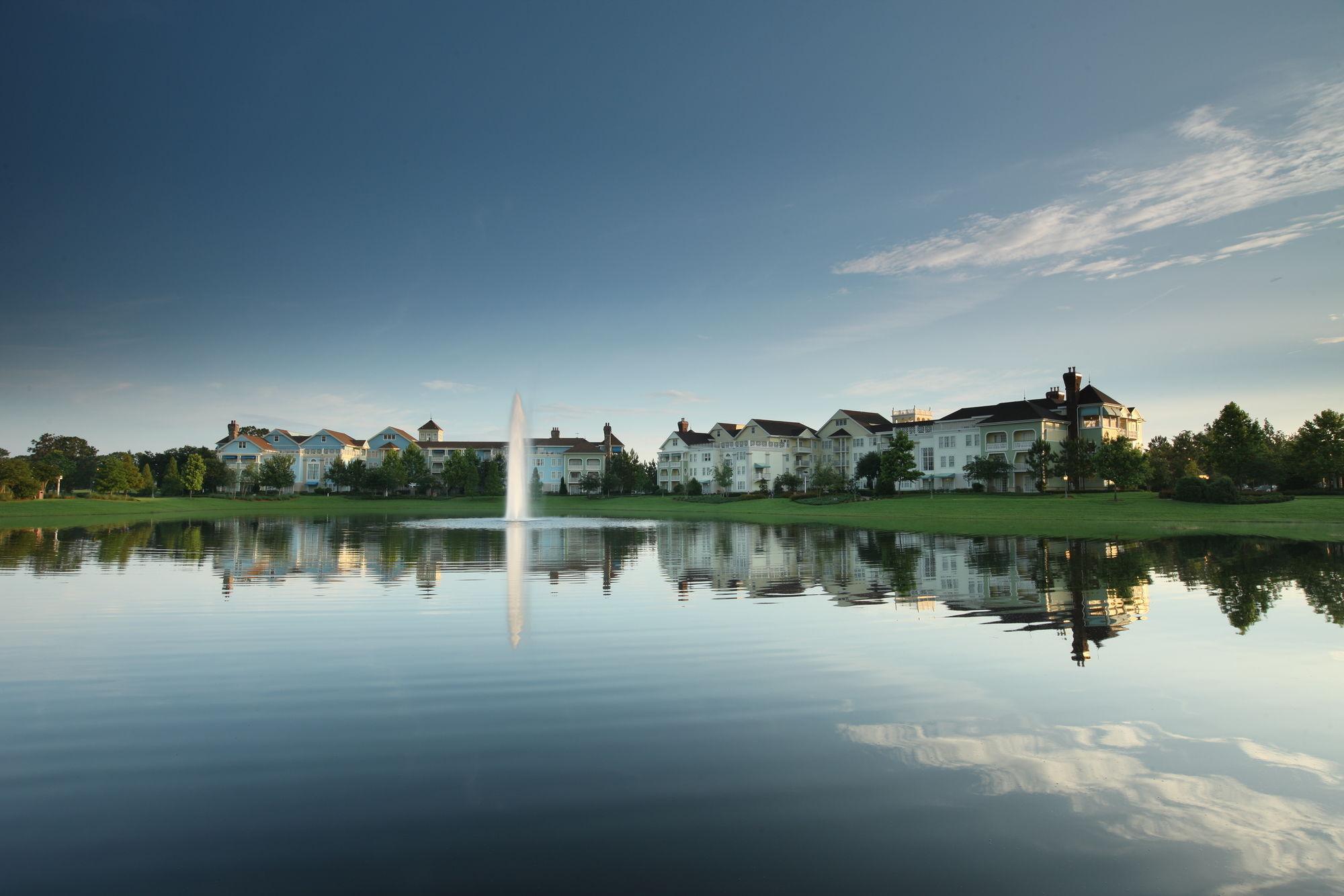 Disney's Saratoga Springs Resort & Spa