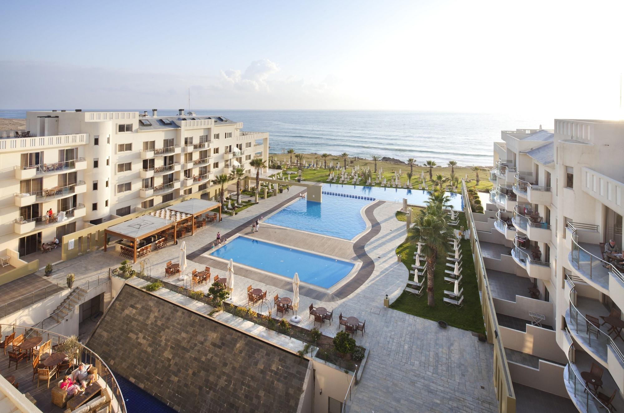 Vista Exterior Capital Coast Resort & Spa