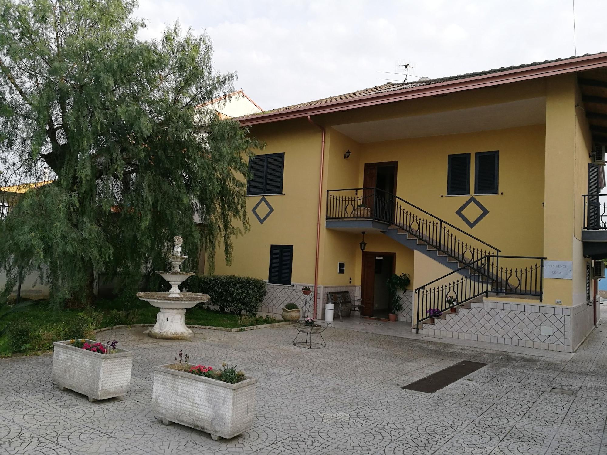 Vista Exterior Garden Inn