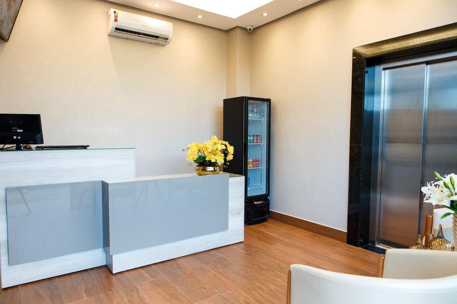 Vista Lobby Dr. Marinho Apart Hotel