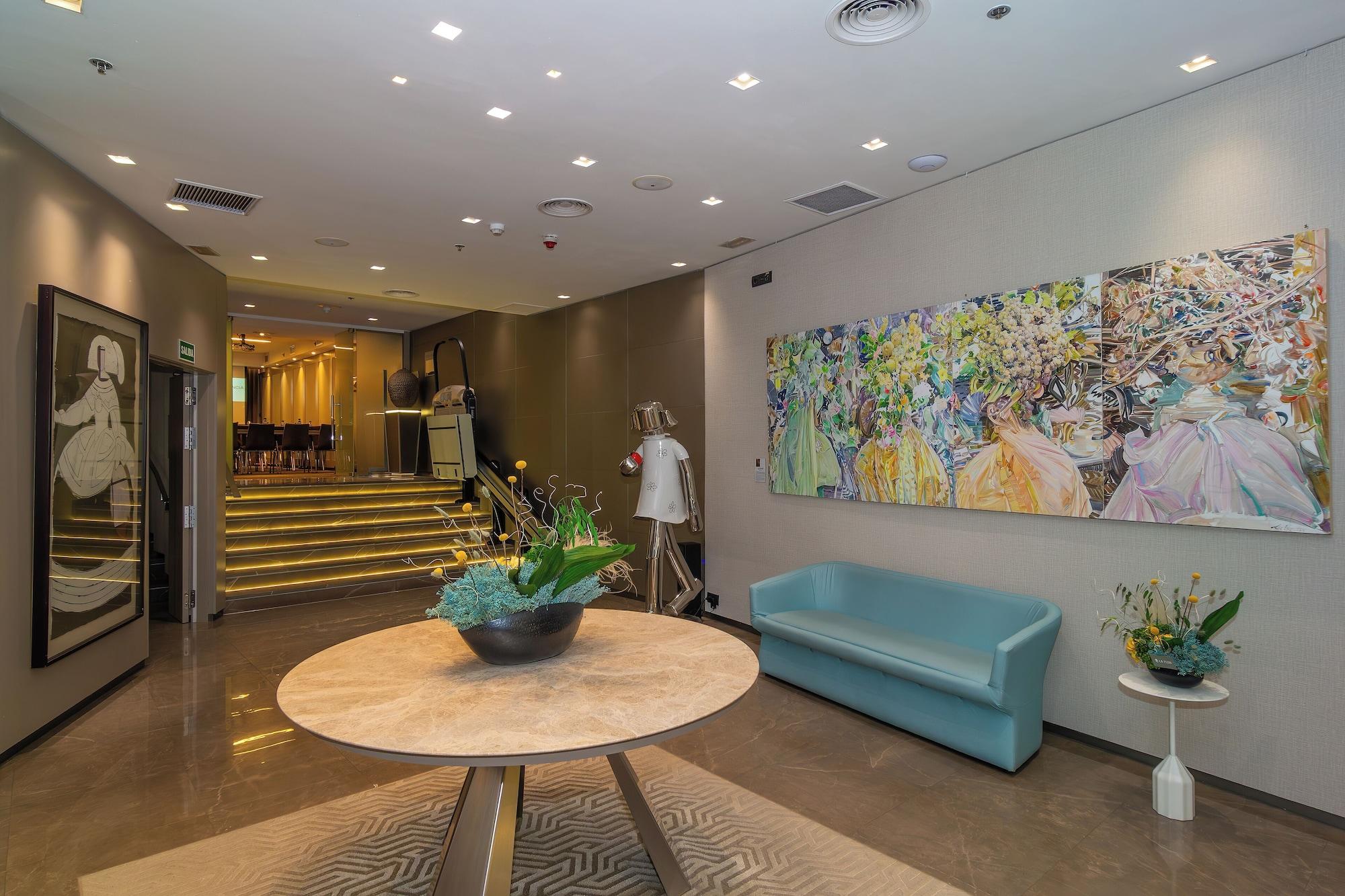 Vista Lobby SH Colon Valencia Hotel