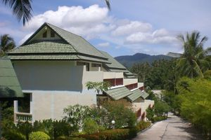 Alojamiento - Golden Hill Resort