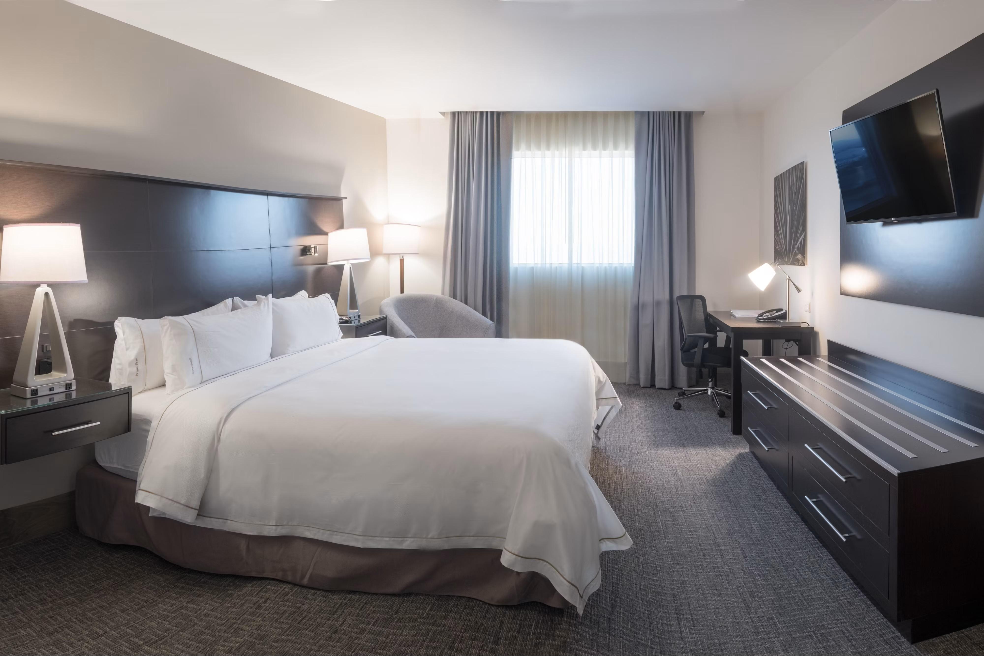 Vista Exterior Holiday Inn Express & Suites Silao Aeropuerto - Terminal by IHG