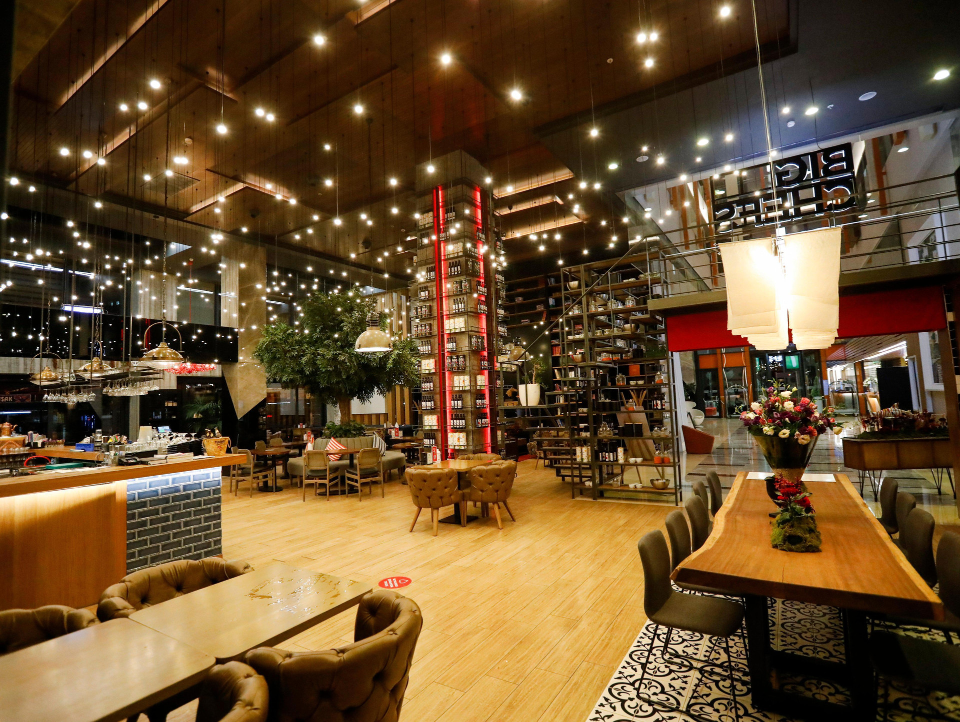 Bar/Salón Holiday Inn Kayseri - Duvenonu by IHG