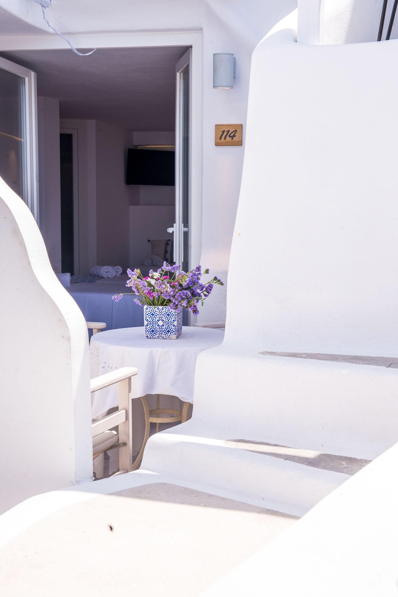 Varios Dimele Rooms & Studios