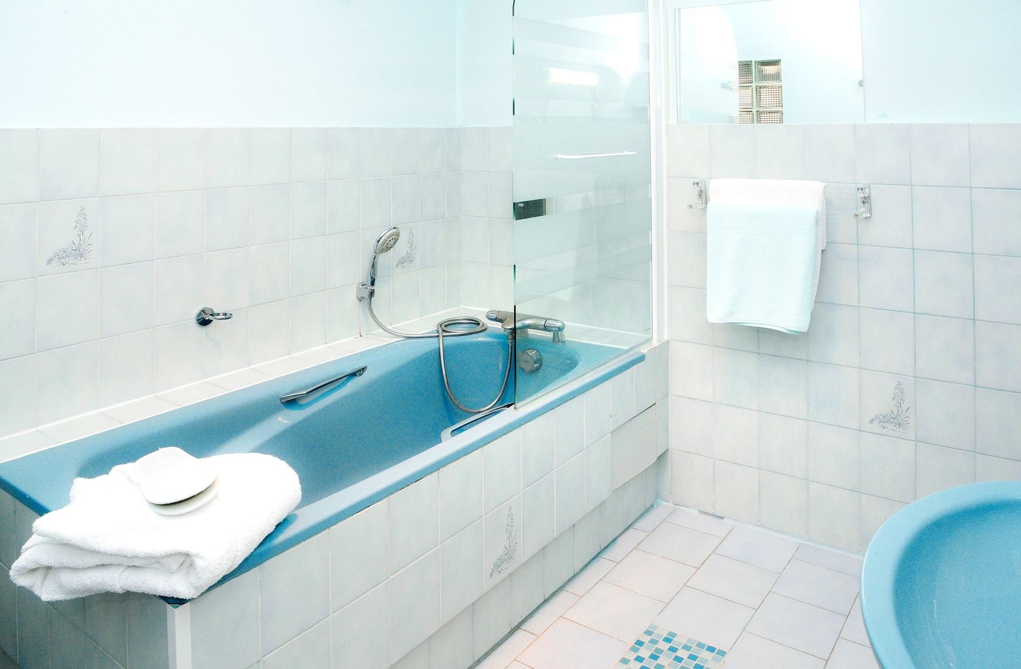 Equipamiento de Habitación Hôtel Le Dauphin