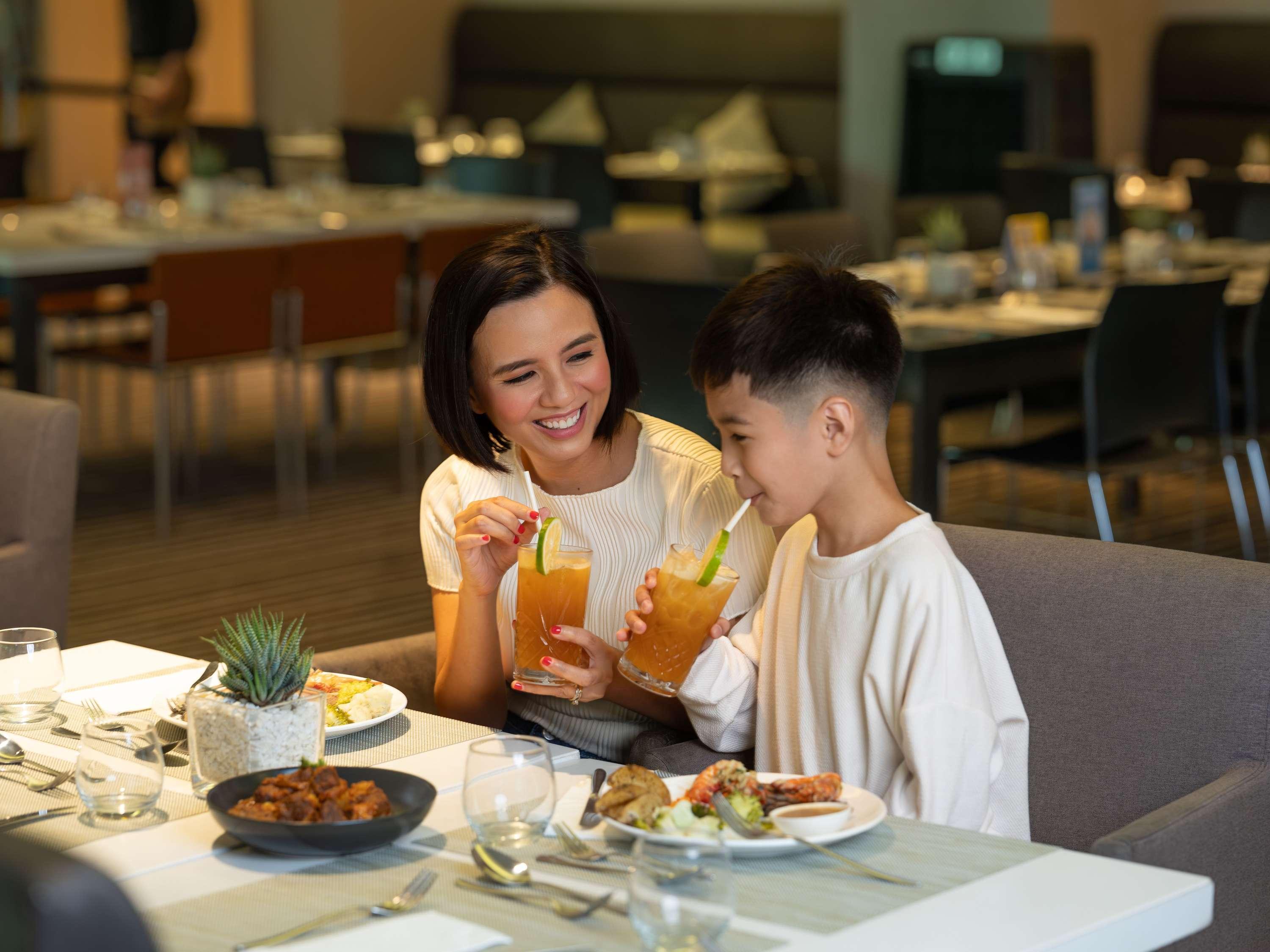 Restaurant Novotel Manila Araneta City Hotel