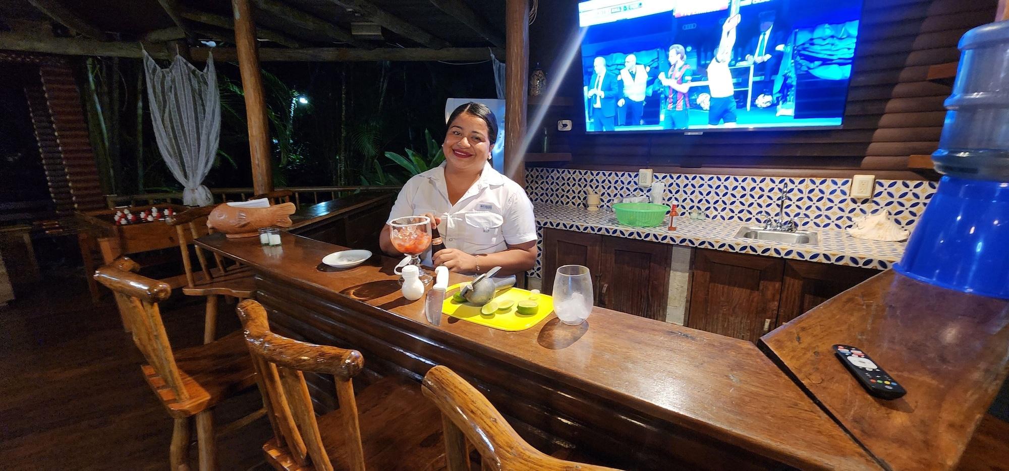Bar/Salón CASA CARIBE HOTEL