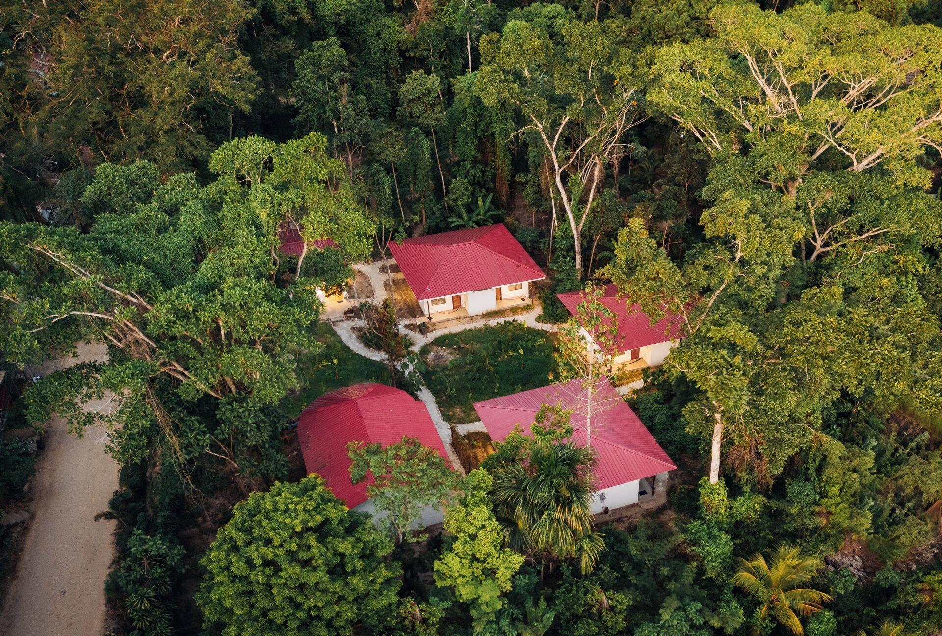 Varios Taki Tambo Lodge