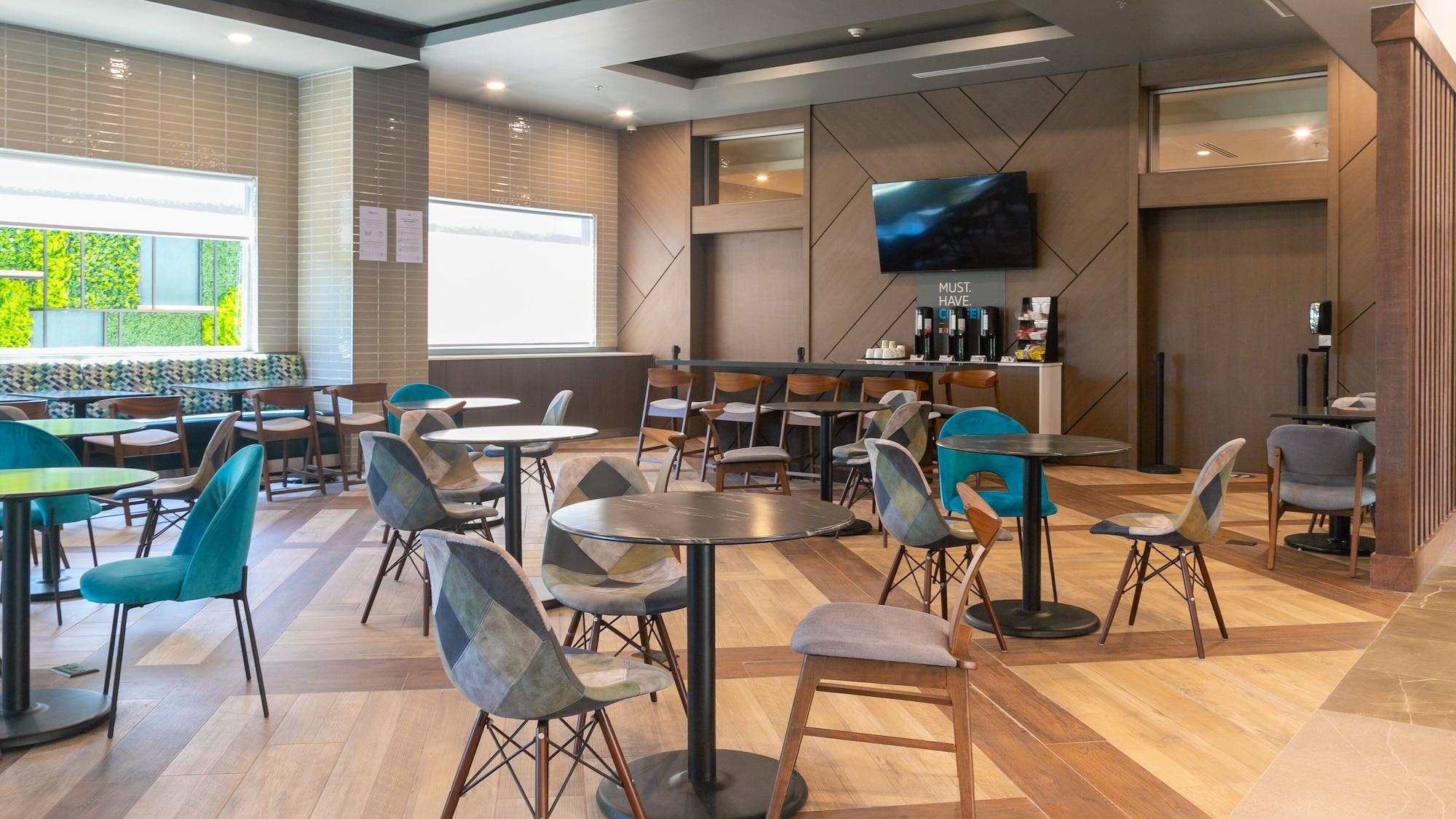 Restaurant Holiday Inn Express & Suites Tijuana Otay by IHG